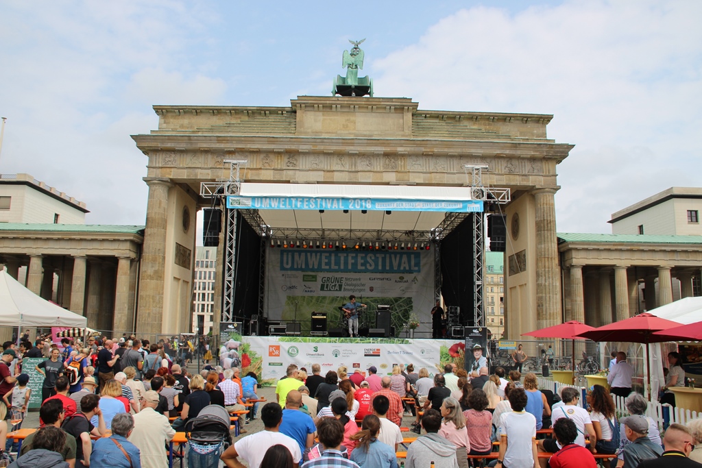 Umweltfestival 2018 Der Junge unterm Fenster 2